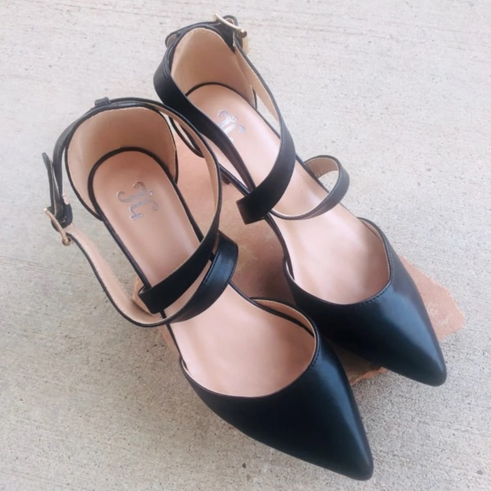JC Black stiletto with ankle strap, size 7